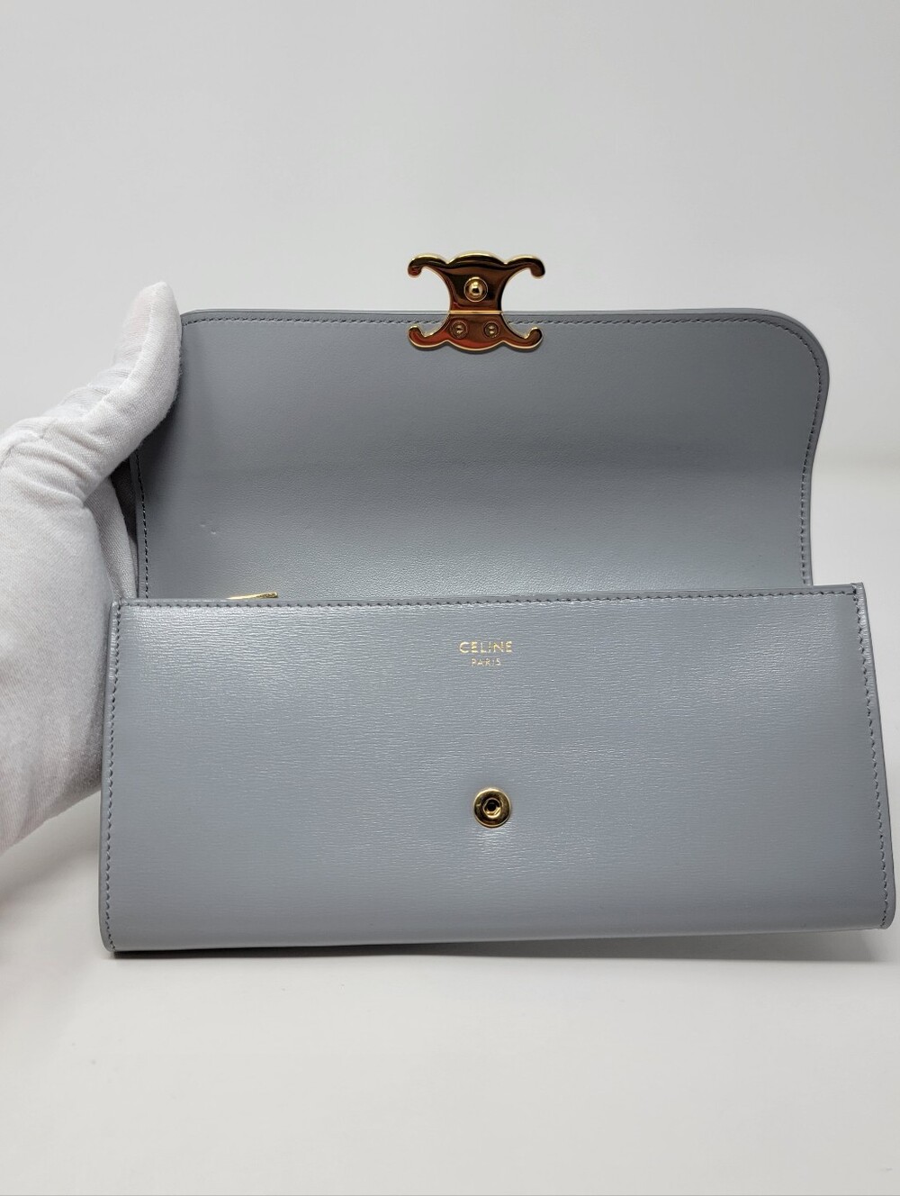 CELINE Large Triomphe Long Wallet in Shiny Calfskin - Picture 3 of 10